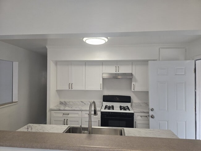 Olive - Olive Apartment Unit 3