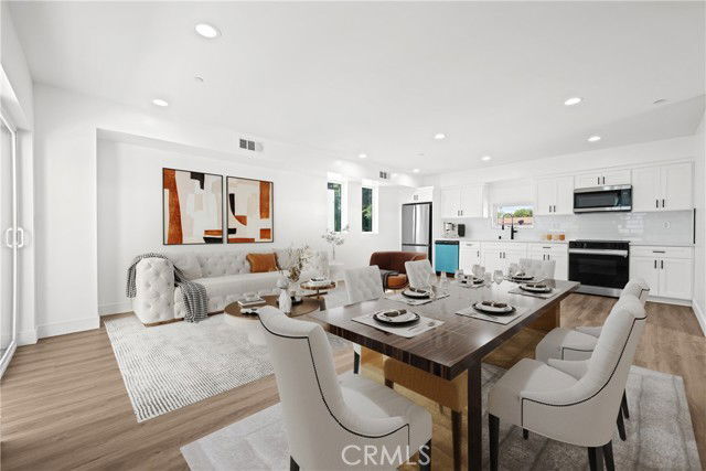 Photo - 6704 1/2 Kester Avenue, Los Angeles, CA 91405 - 4 BR 5 BA house