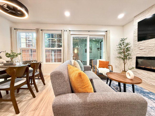 Photo - 3229 S Sherbourne Dr Unit 1/3 BACK