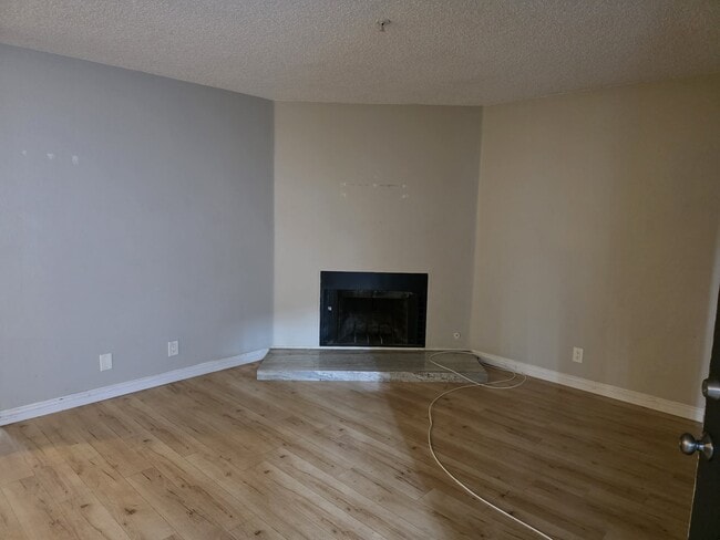 Photo - Broadway Apartments