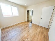 Photo - 614 W 84th St Townhome
