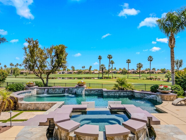 Photo - 49568 Vía Conquistador