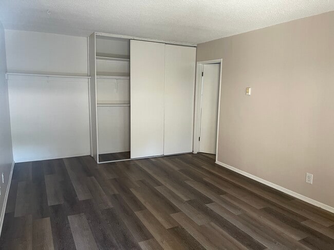 Photo - 555 S La Veta Park Cir Unit 138