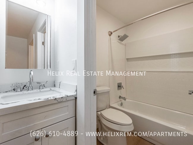 Building Photo - 6353 Rosemead Blvd Unit B-113