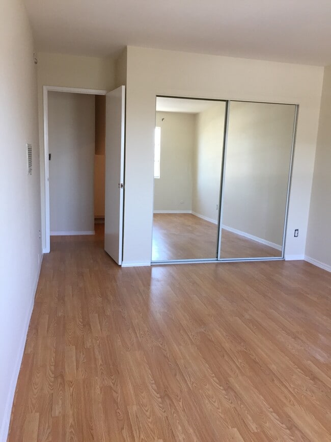 Photo - 18530 Hatteras St Unit 339