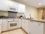 Photo - 1800 Oak St