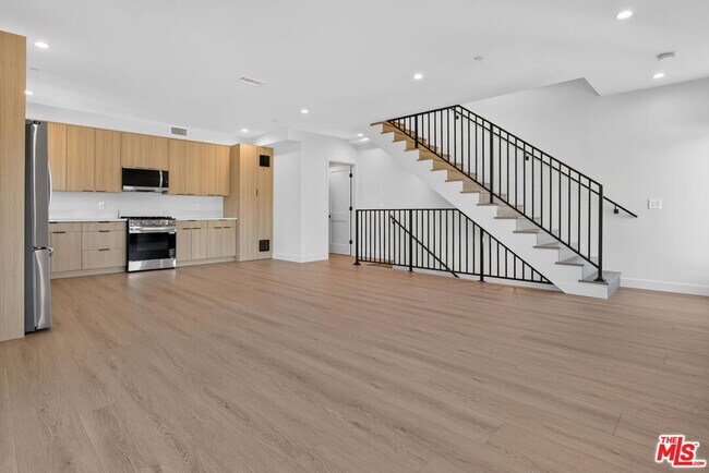 Photo - 11302 Collins St Unit #1