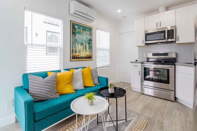 Photo - 333 N Alexandria Ave Unit 333.5