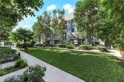 Photo - 210 N Spurgeon St