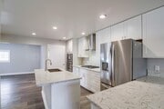 Photo - 5 bedroom Home with Large Private Yard