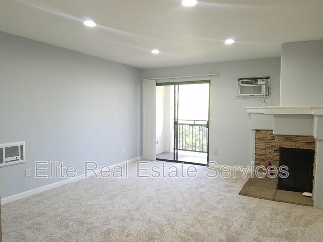 Building Photo - 1013 S Sunshine Ave Unit L