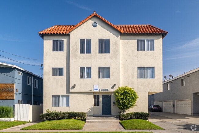 Photo - 12304 Grevillea Ave.