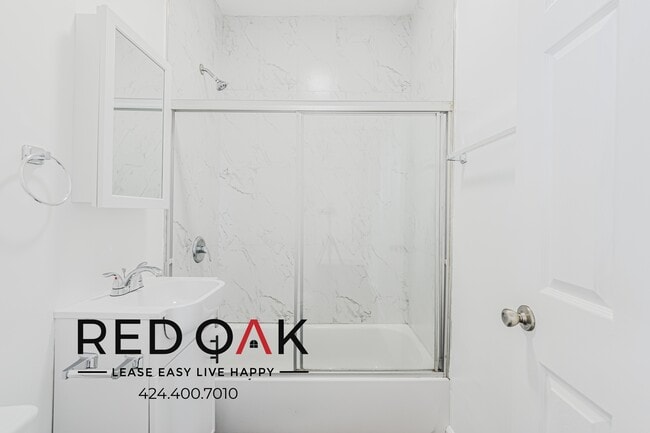 Photo - 2731 Beverly Blvd Unit 407