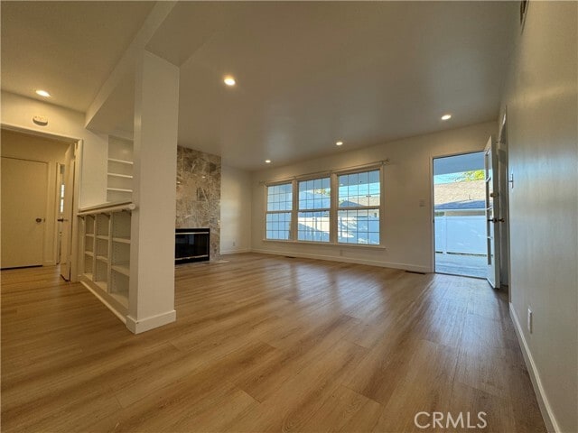 Photo - 22051 Vanowen St