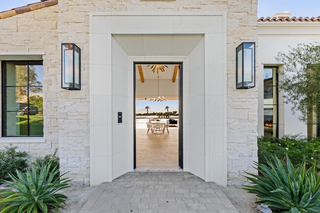 Photo - 83145 N Shore Dr