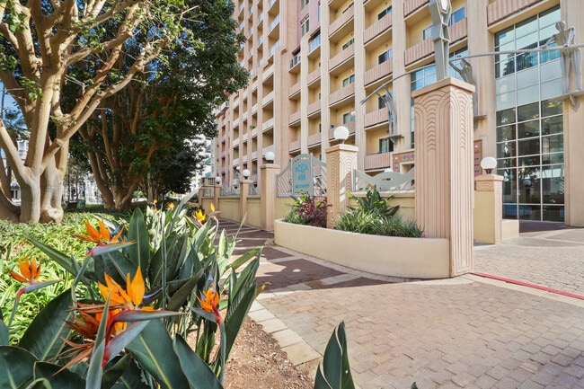 Photo - 488 E Ocean Blvd Unit 1016