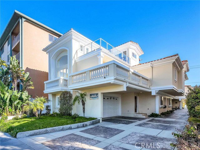 Building Photo - 1206 S Catalina Ave