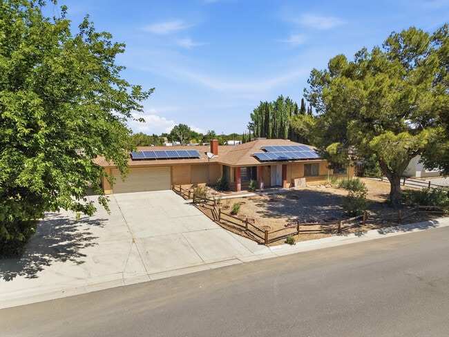 Photo - 9837 E Avenue R10