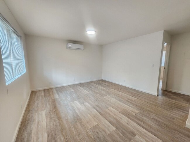 Photo - Alamo Apartments 6333 Unit E