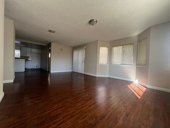 Photo - 3302-3306 DELTA AVE, / 8409 DOROTHY ST. Unit 3302