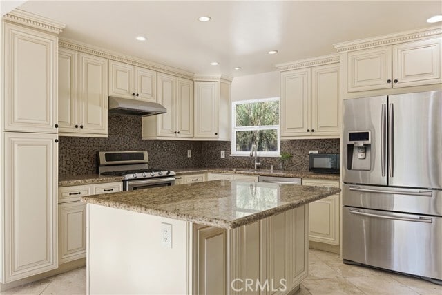 Photo - 8123 Amor Rd