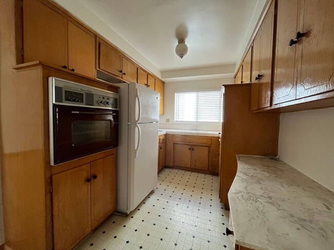 Photo - 1135 N Ogden Dr Unit Ogden 1135 08 ACTIVE