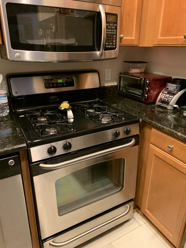 Photo - 1500 Pine Ave