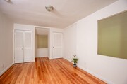 Photo - **Charming 3-Bedroom Unit in Prime Los Ang...