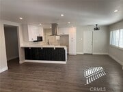 Photo - 1488 Bussey St W