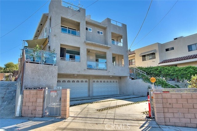 Photo - 1234 Lilac Terrace House