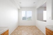 Photo - Perfect 3 bedroom townhome for rent!