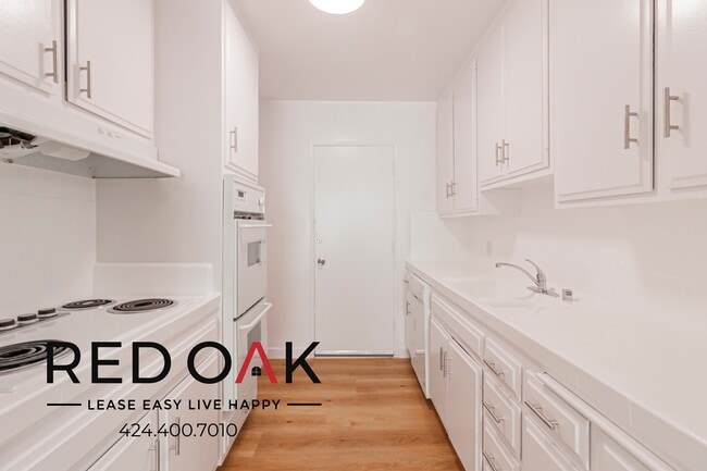 Photo - 319 S Clark Dr Unit 306