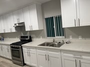 Kitchen - 412 S Verdugo Rd Unit 412