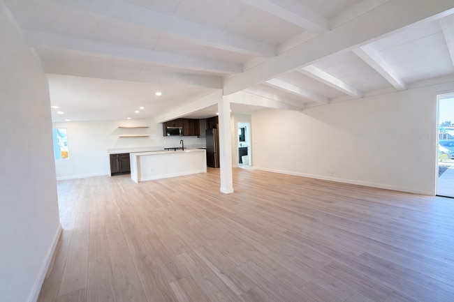 Photo - 4601 Almayo Ave Unit 1