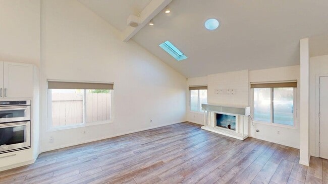 Photo - Spacious and beautifully updated 4 bedroom home available for long or short term lease.