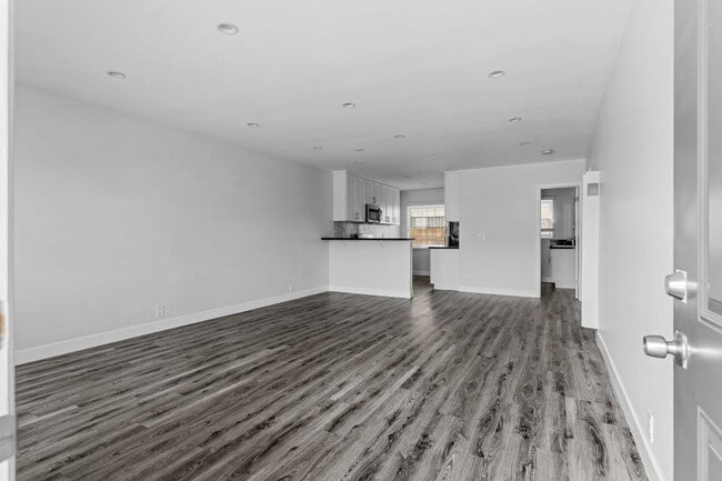 Photo - 241 Bonito Ave Unit 03