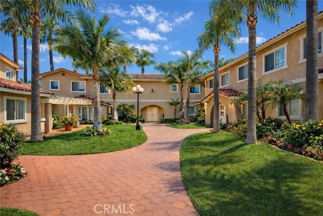 Photo - 9156 Burke St Unit 9