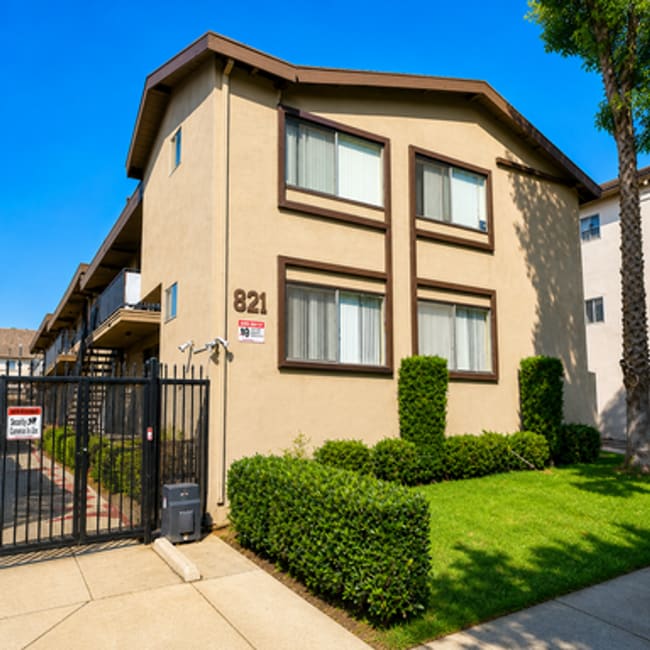 Photo - 821 Glenway Drive