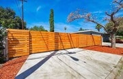 Photo - 15104 Valerio St