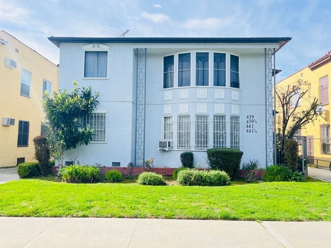 Photo - 439 1/2 N Hayworth Ave-439.5 Unit 439.5