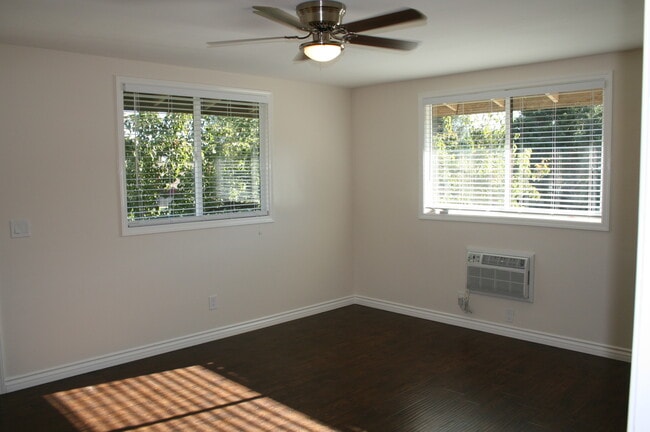 Building Photo - 3569 N E St Unit 3569