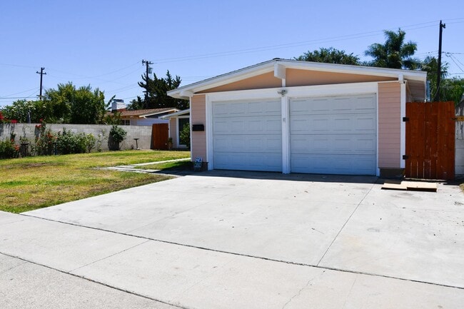 Photo - 2432 W Transit Ave
