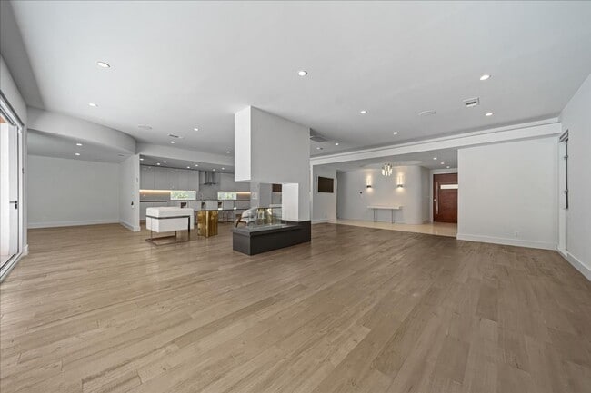 Photo - 1455 S Castello-