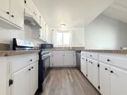 Photo - 9845 Hayvenhurst Ave