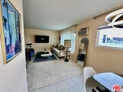 Photo - 960 Larrabee St Unit 222