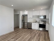 Photo - 466 S Mott St