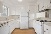 Photo - 1723 S Barrington Ave Unit 01