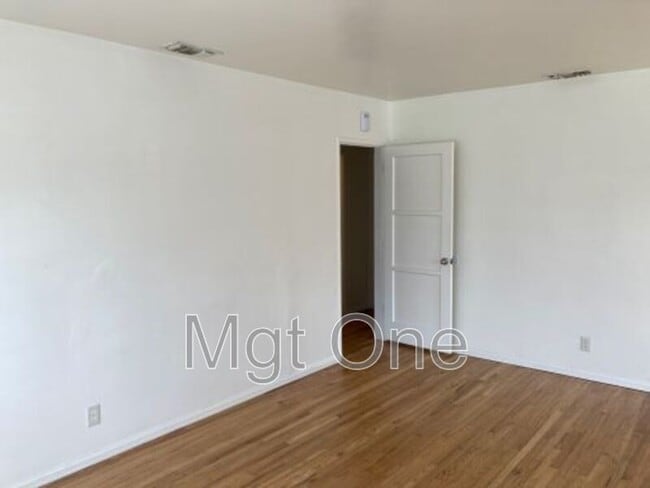 Photo - 4406 Kansas Ave