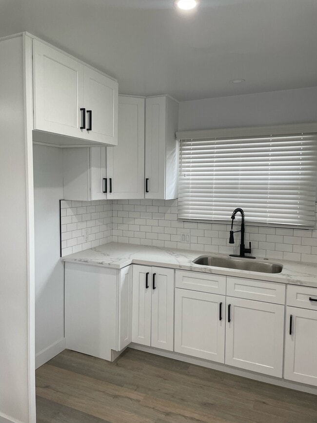 Photo - 5333 Kinston Ave