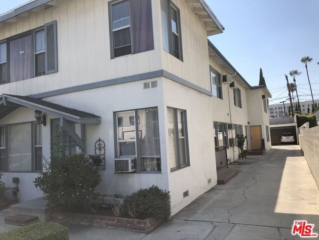 Photo - 1137 Wilcox Pl
